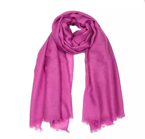 Finest Cashmere Scarf in Fuchsia Pink, Finest Handwoven Cashmere, 200 x 70 cm